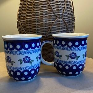 Polish Pottery Boleslawiec Hand Made in Poland Set of 2 Ceramic Mugs Daisy